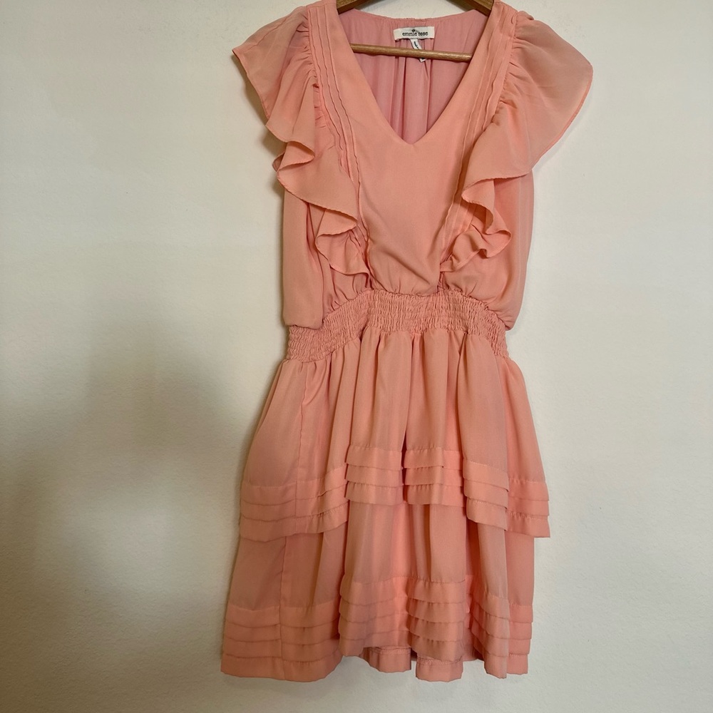 Great for brunch, shower or summer event. From Saks off Fifth. Worn once, peach!